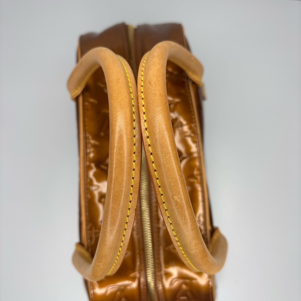 Louis Vuitton Monogram Vernis Handbag - Picture 5 of 15